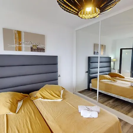 Maison , Vue Mer, Jacuzzi, 8 Personnes Roses