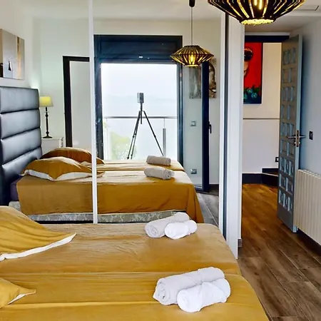 Maison , Vue Mer, Jacuzzi, 8 Personnes Villa *