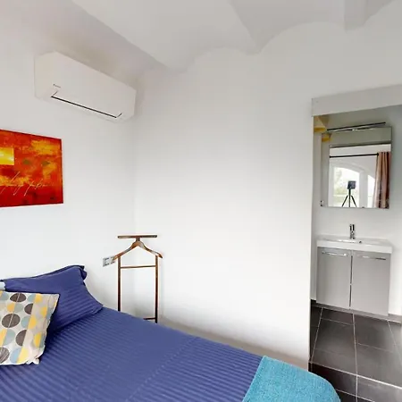 Maison De 130 M2 Et De 40m2, Vue Et Jacuzzi * Roses