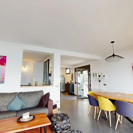 Villa Maison , Vue Mer, Jacuzzi, 8 Personnes
